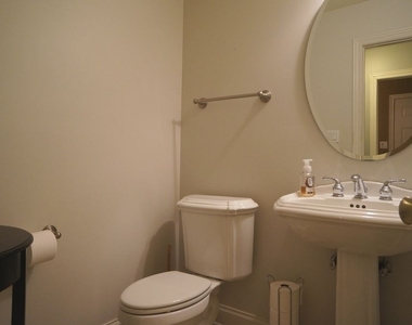 8566 Huckins Drive - Photo Thumbnail 13