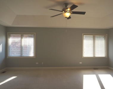 8566 Huckins Drive - Photo Thumbnail 14