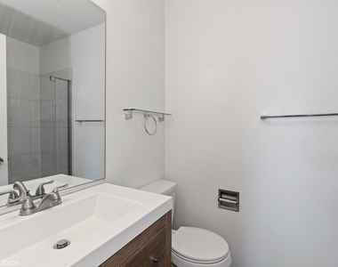 415 Tyler Court - Photo Thumbnail 12