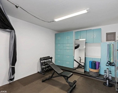 415 Tyler Court - Photo Thumbnail 15