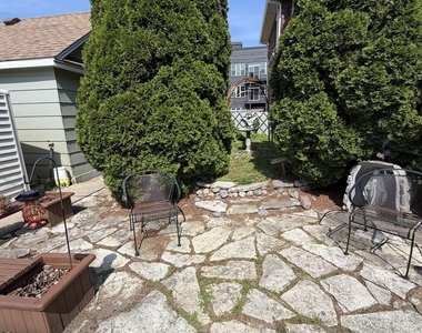 9002 Sheridan Avenue - Photo Thumbnail 2