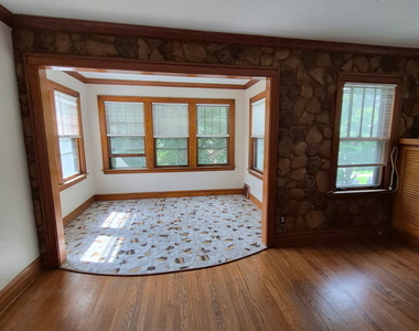 9002 Sheridan Avenue - Photo Thumbnail 15
