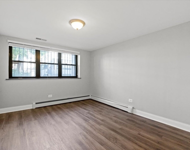 541 W Oakdale Avenue - Photo Thumbnail 4