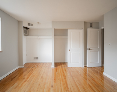 541 W Oakdale Avenue - Photo Thumbnail 14