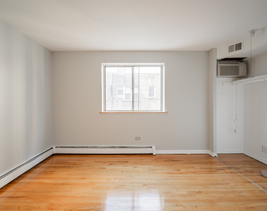 541 W Oakdale Avenue - Photo Thumbnail 12