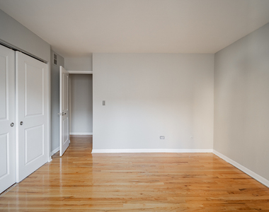 541 W Oakdale Avenue - Photo Thumbnail 13