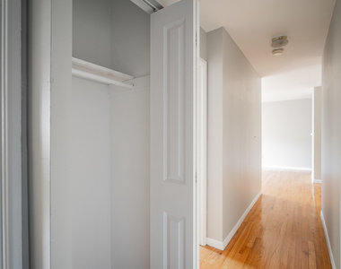 541 W Oakdale Avenue - Photo Thumbnail 11