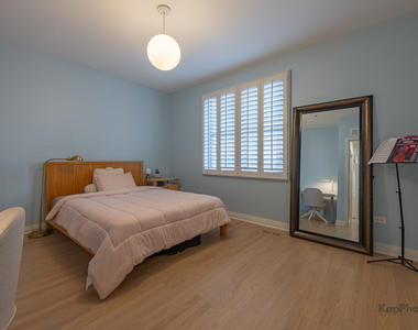 1117 W Monroe Street - Photo Thumbnail 15