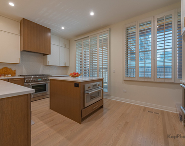 1117 W Monroe Street - Photo Thumbnail 10