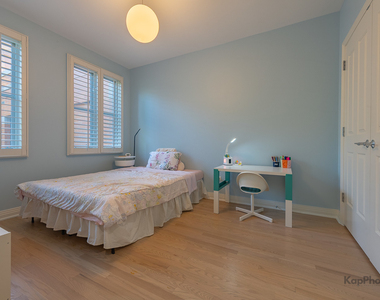 1117 W Monroe Street - Photo Thumbnail 17