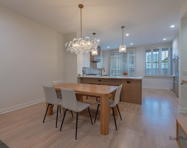 1117 W Monroe Street - Photo Thumbnail 6