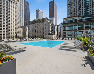 30 E Huron Street - Photo Thumbnail 25