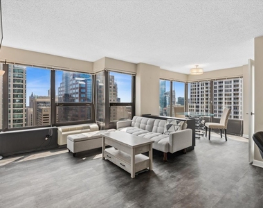 30 E Huron Street - Photo Thumbnail 1