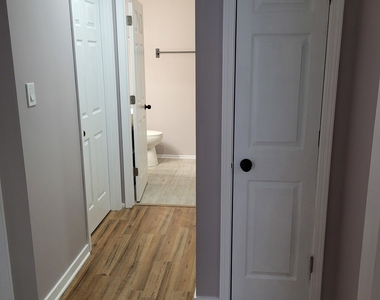 803 Garden Circle - Photo Thumbnail 10