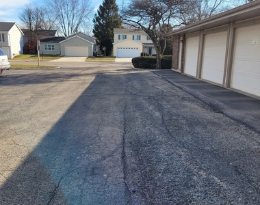 803 Garden Circle - Photo Thumbnail 20