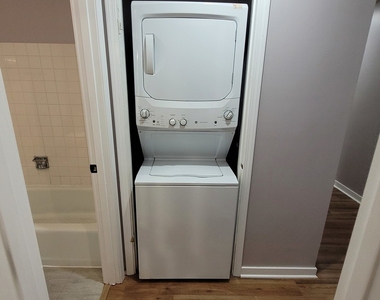 803 Garden Circle - Photo Thumbnail 8