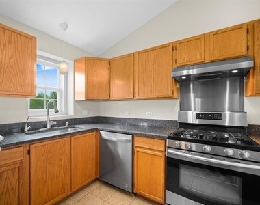 2503 Sheehan Drive - Photo Thumbnail 4
