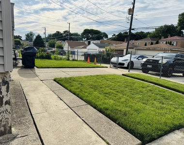 2626 W Balmoral Avenue - Photo Thumbnail 11