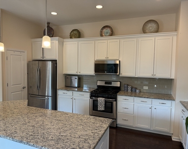 463 Timber Trail Court - Photo Thumbnail 6