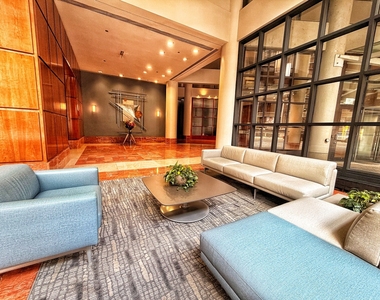 211 E Ohio Street - Photo Thumbnail 2