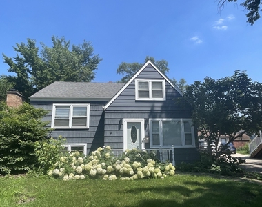 801 S Fairfield Avenue - Photo Thumbnail 1