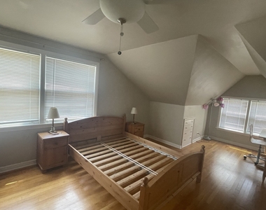 801 S Fairfield Avenue - Photo Thumbnail 12