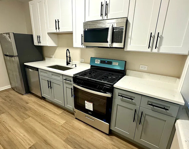 5623 S Prairie Avenue - Photo Thumbnail 15