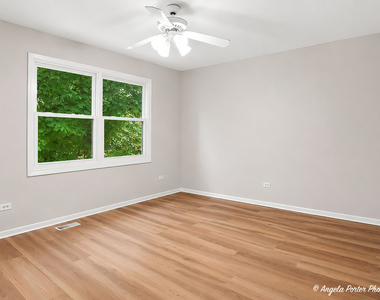246 Shadowbend Drive - Photo Thumbnail 13