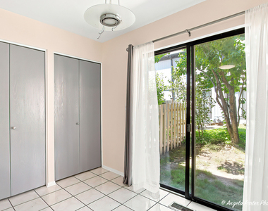 246 Shadowbend Drive - Photo Thumbnail 7