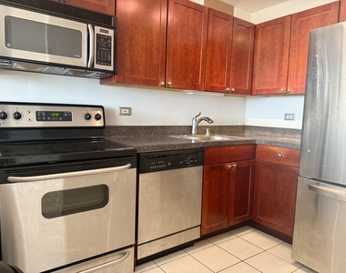 655 W Irving Park Road - Photo Thumbnail 11