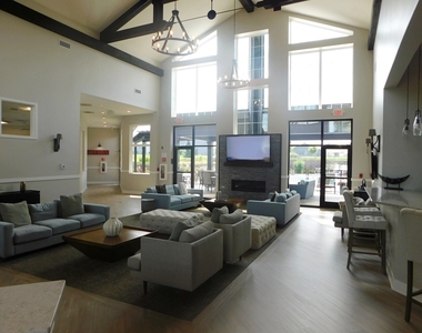 944 Darwin Street - Photo Thumbnail 16