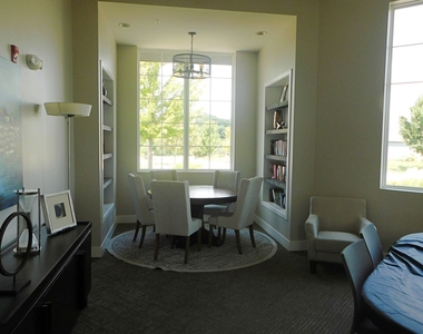 944 Darwin Street - Photo Thumbnail 19