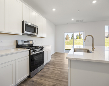 668 Cassia Court - Photo Thumbnail 5