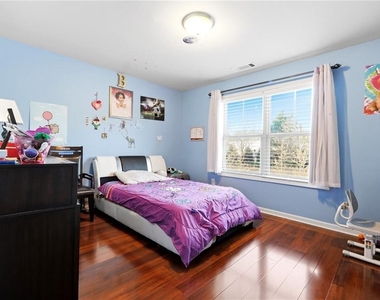 268 Oak Road - Photo Thumbnail 20
