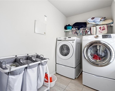 268 Oak Road - Photo Thumbnail 22