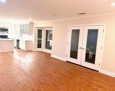 10070 Lauren Hall Court - Photo Thumbnail 6