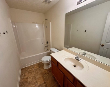 3835 Dandridge Way - Photo Thumbnail 7