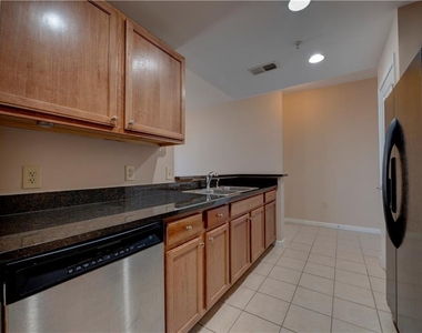 3040 Peachtree Road Road Nw - Photo Thumbnail 6