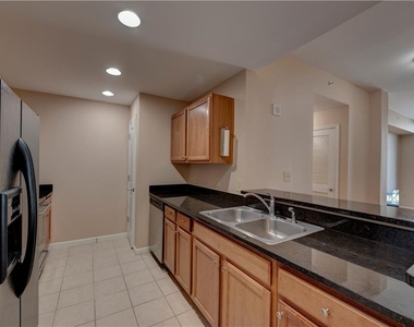3040 Peachtree Road Road Nw - Photo Thumbnail 3