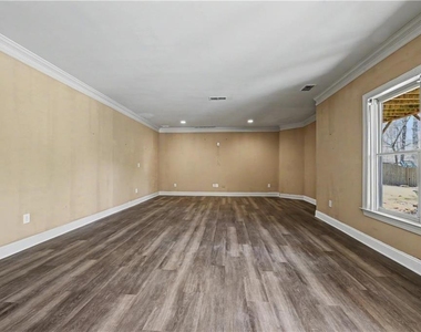 4026 Palisades Main Nw - Photo Thumbnail 6