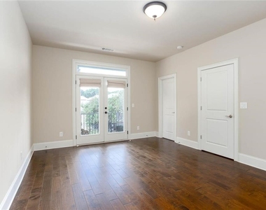 100 Batten Board Way - Photo Thumbnail 38