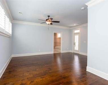 100 Batten Board Way - Photo Thumbnail 30