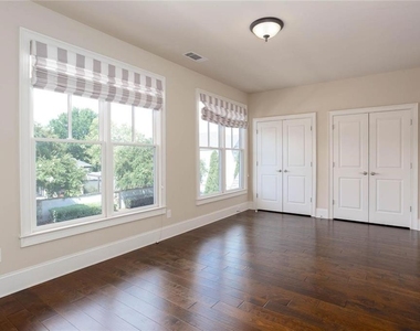 100 Batten Board Way - Photo Thumbnail 43