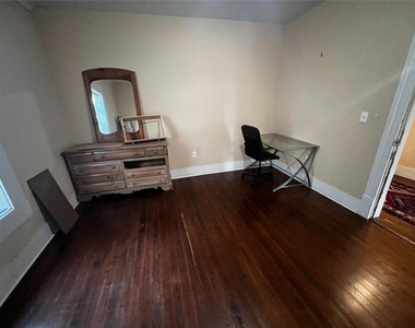 1059 Hampton Street - Photo Thumbnail 1