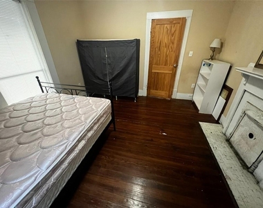 1059 Hampton Street - Photo Thumbnail 8