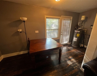1059 Hampton Street - Photo Thumbnail 16