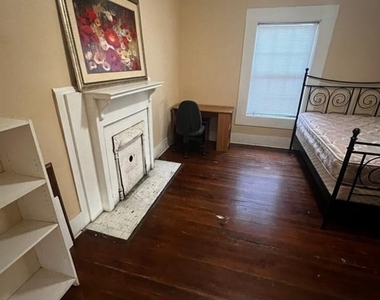 1059 Hampton Street - Photo Thumbnail 6