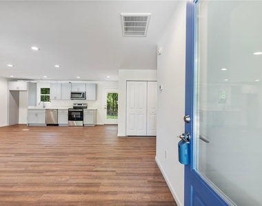 8079 Beachwood Drive - Photo Thumbnail 1