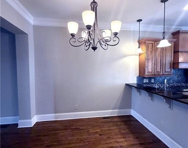 3026 Eltham Place - Photo Thumbnail 10