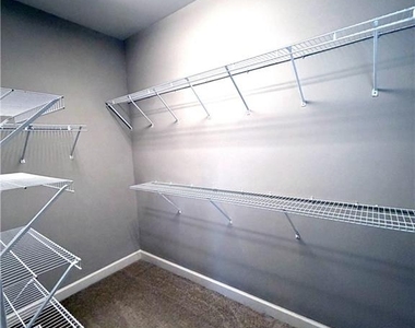 3026 Eltham Place - Photo Thumbnail 20